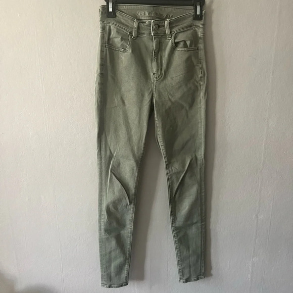 🛍️American Eagle Super Hi Rise Jeggings Size 4 - Picture 1 of 6